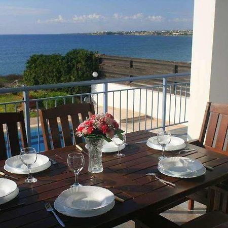 Blue Coral Beach Villas Paphos Exterior foto